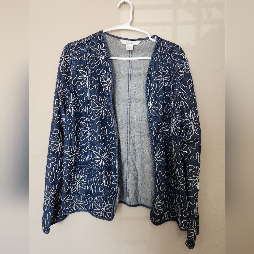 Embroidered Open Front Jacket Size Medium